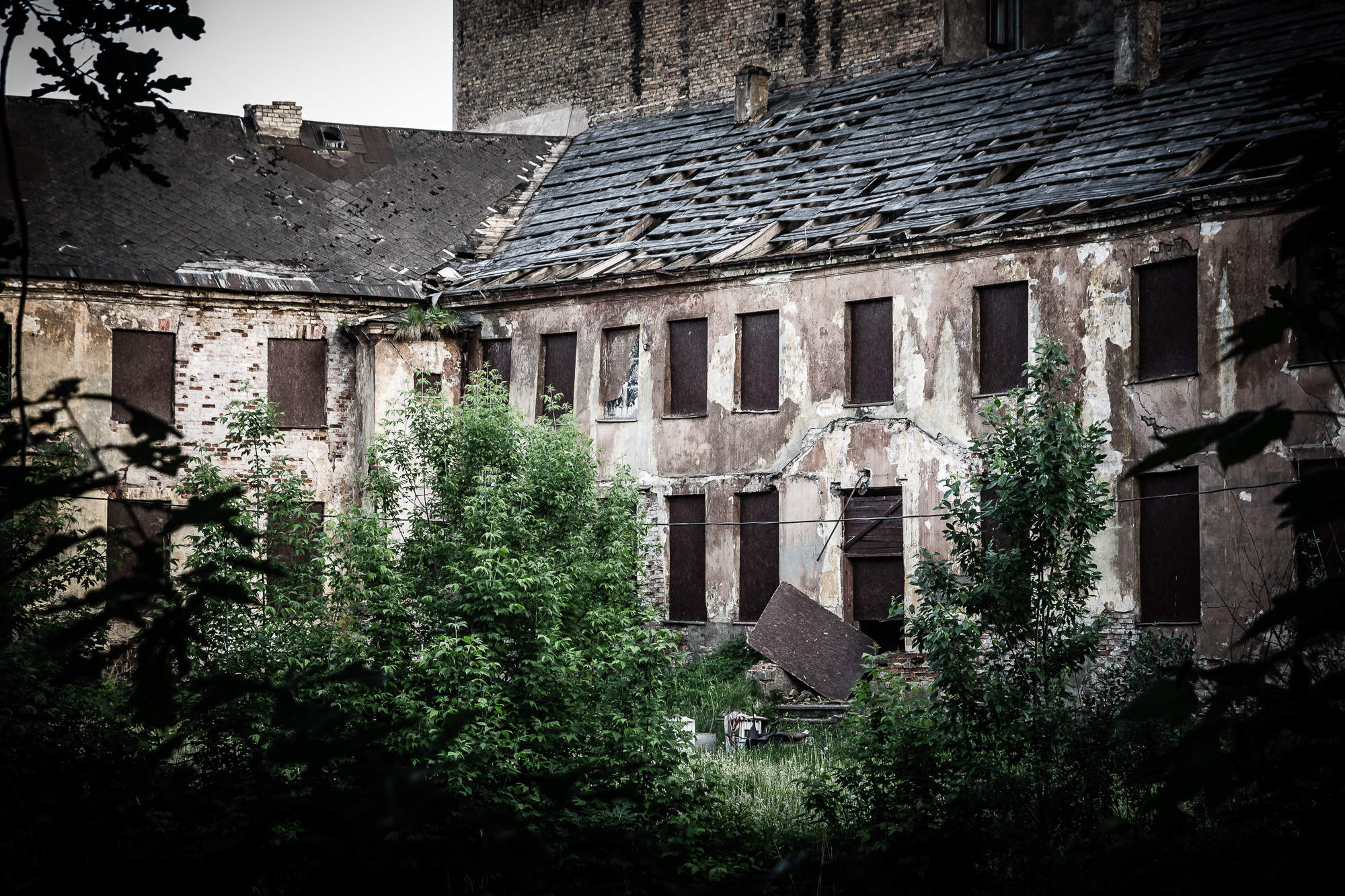 Abandoned Houses Via @Atisgailis