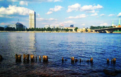 A large body of water with Riga on the other side.